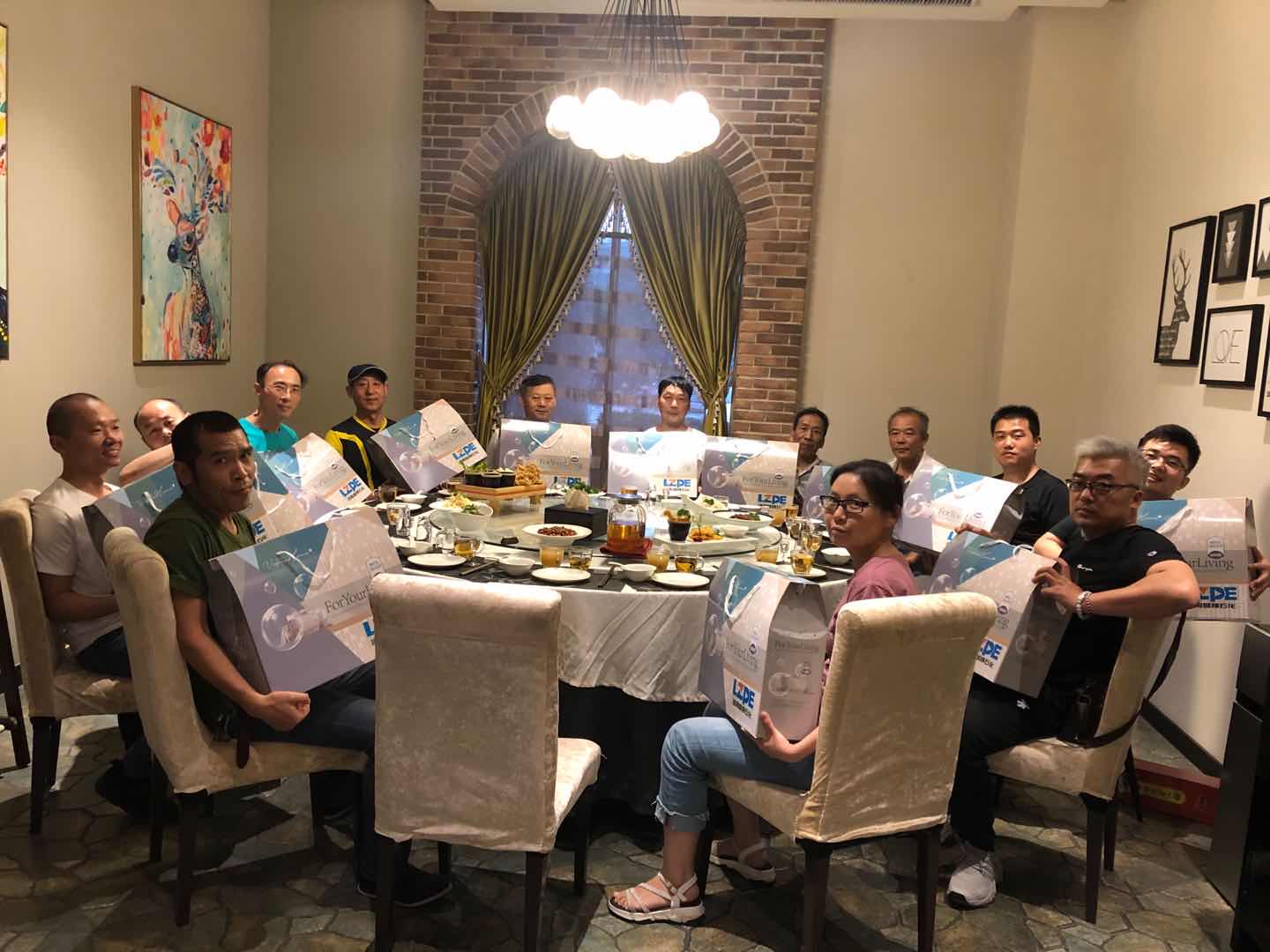 智邦石化職工委員會(huì )為2020年7月生日員工安排的聚餐